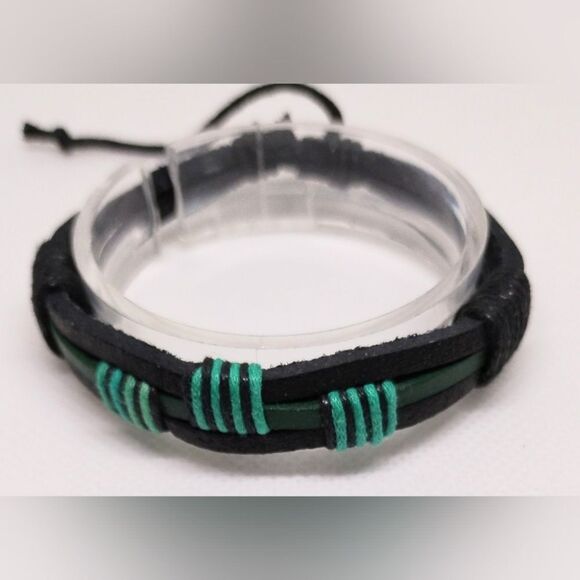 Men's leather bracelet layered black new e84 - Picture 1 of 1